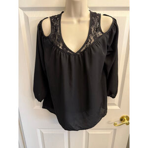 Women's Cold Shoulder Lace Top Sizes M BLACK by Decree